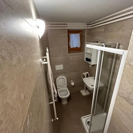 Residenza Sertorelli 公寓 *
